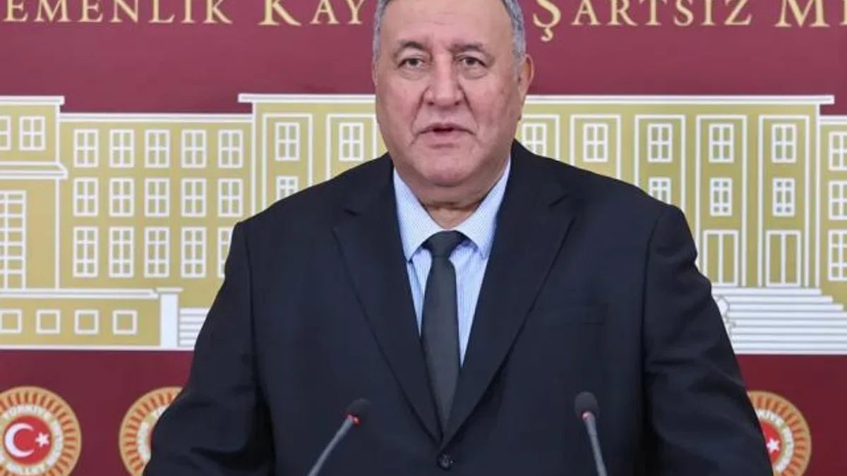 CHP'li Gürer küçük esnafın 'hiper' sorununu dile getirdi