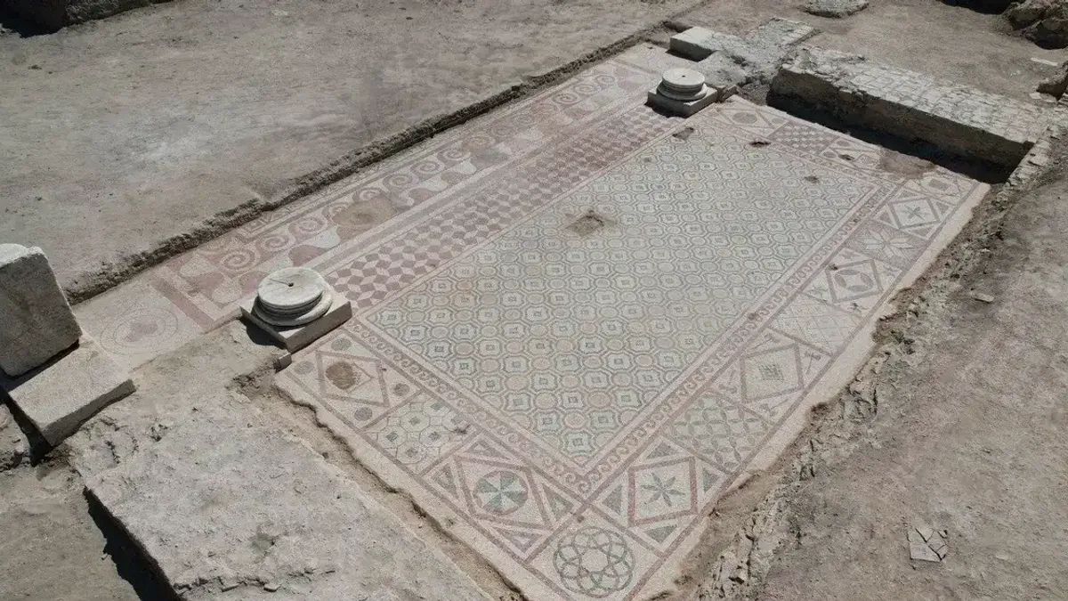 Pompeiopolis’te 105 metrekarelik mozaik bulundu