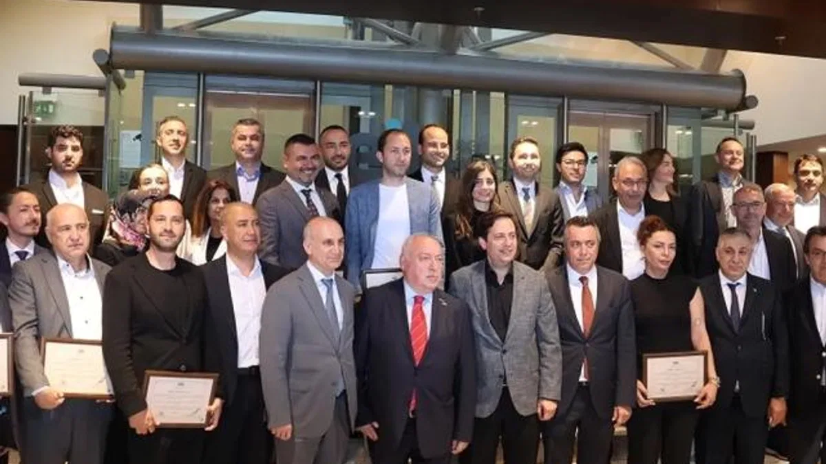 Egeli ihracat liderleri ödüllerle onurlandırıldı