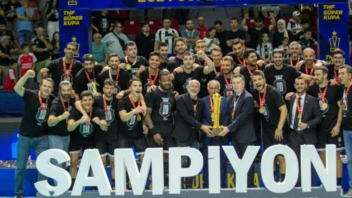Hentbol 2024 Erkekler Süper Kupası'nda şampiyon Beşiktaş