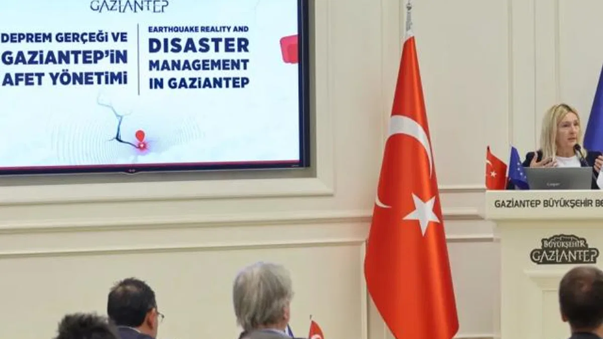 Gaziantep’te afet yönetimi masaya yatırıldı