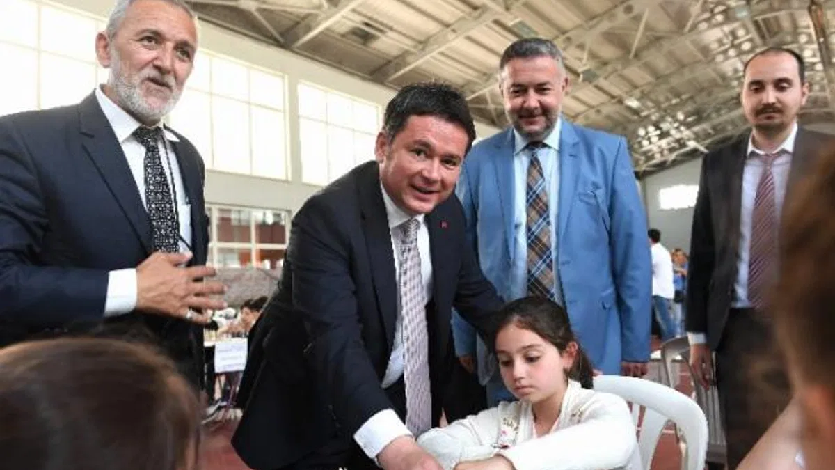 Satranç turnuvasında ilk hamle Başkan Aydın’dan