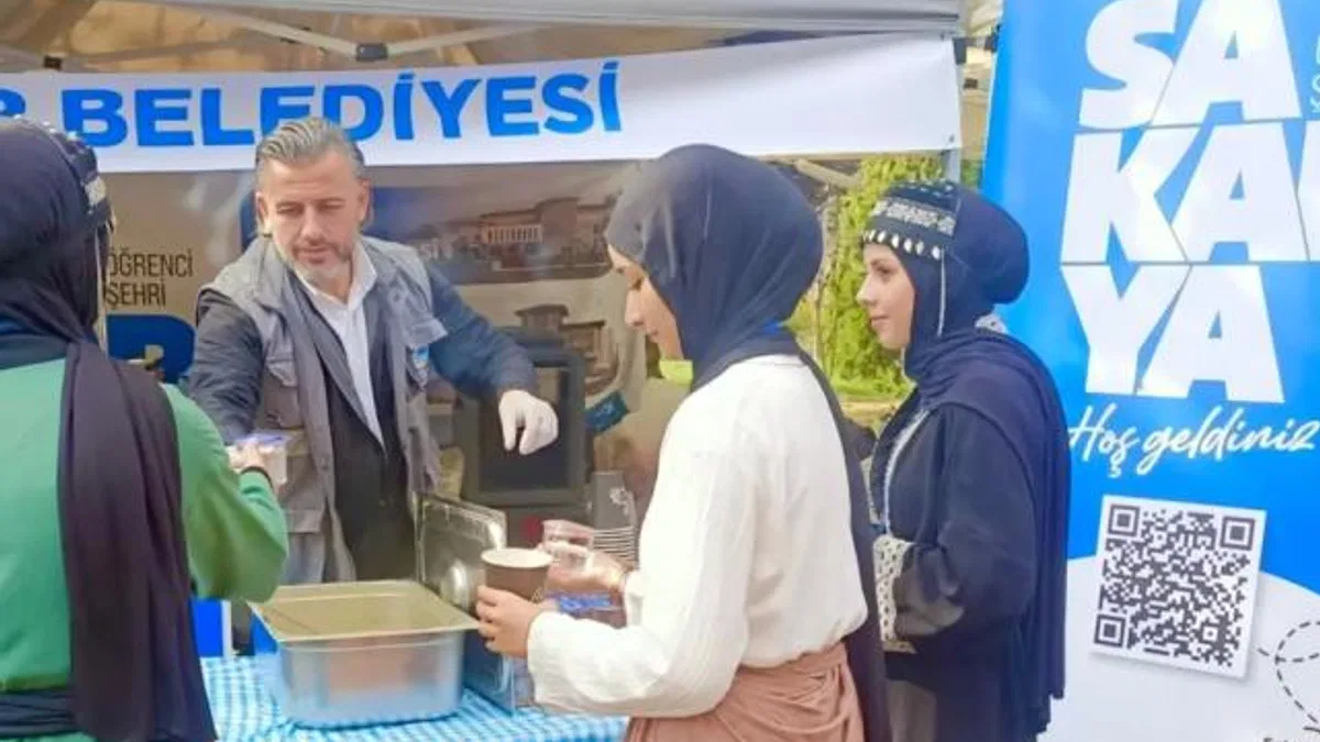 Sakarya'dan üniversiteli gençlerin içini ısıtan hareket
