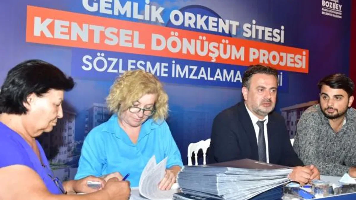 Bursa Gemlik'te hak sahiplerinden 'dönüşüm'e noter huzurunda imza