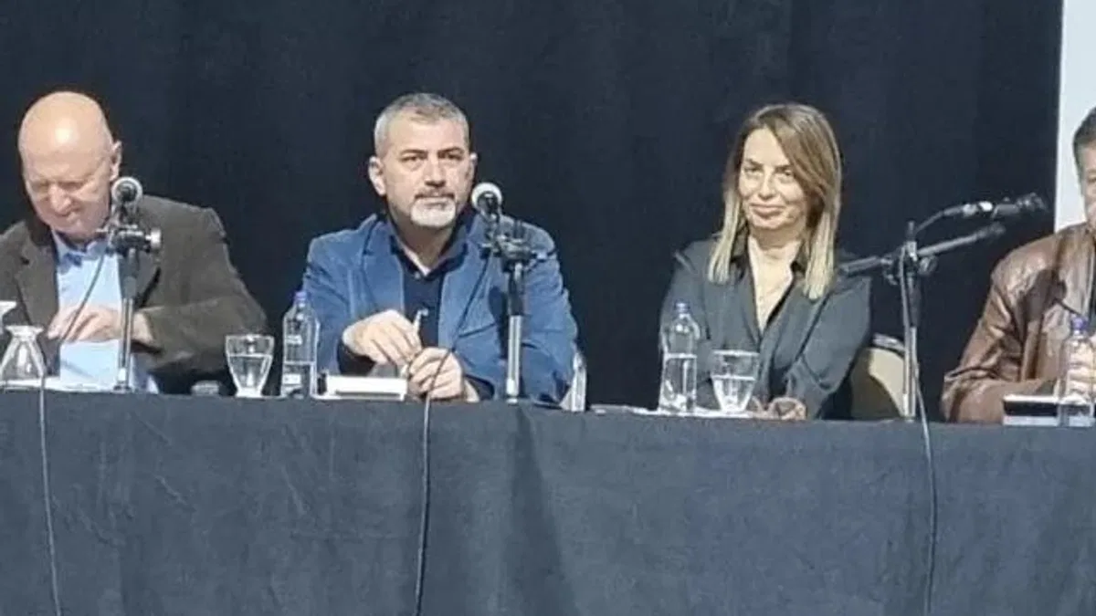 İzmir Mizah Festivalinde ustalar anılıyor
