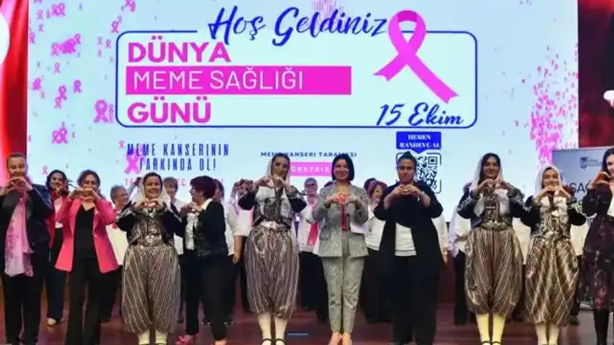 Başkentte pembe ışıklar meme sağlığı için yandı