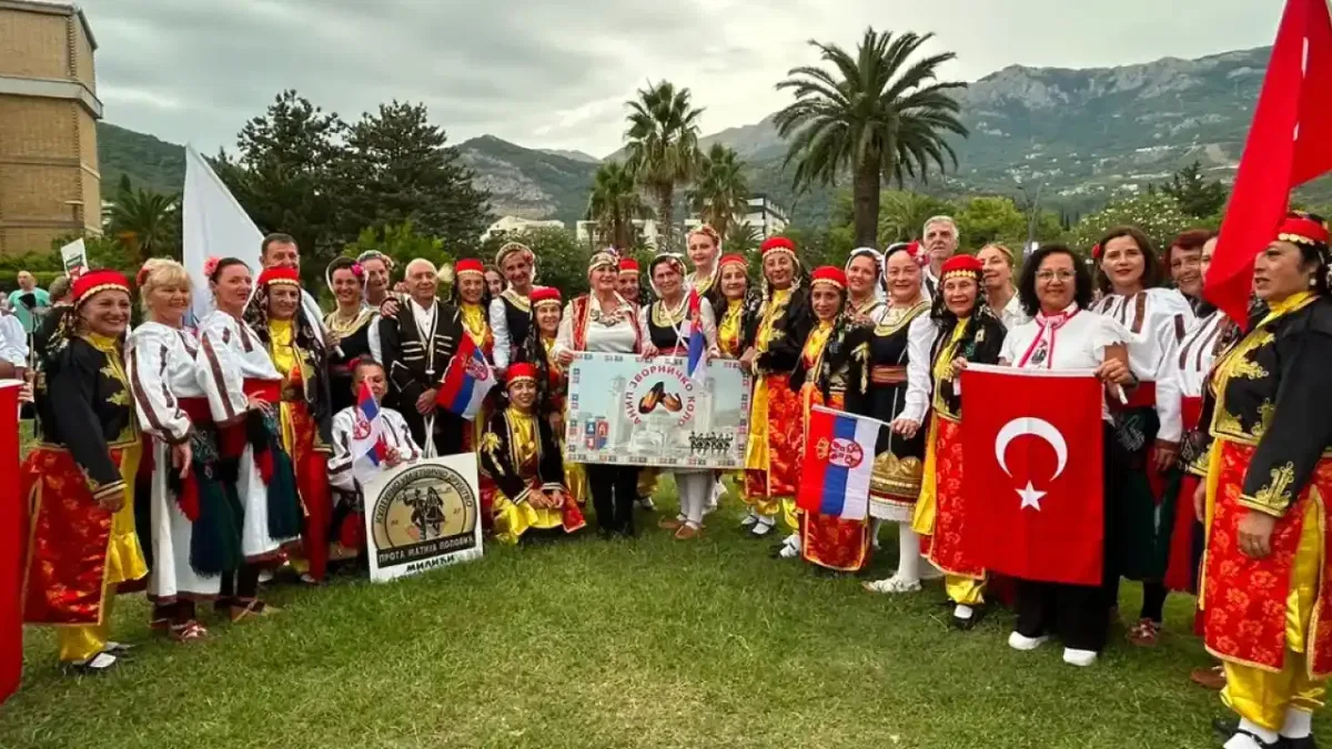 Uluslararası Adriyatik Folklor Festivali'nde AdaDans rüzgârı