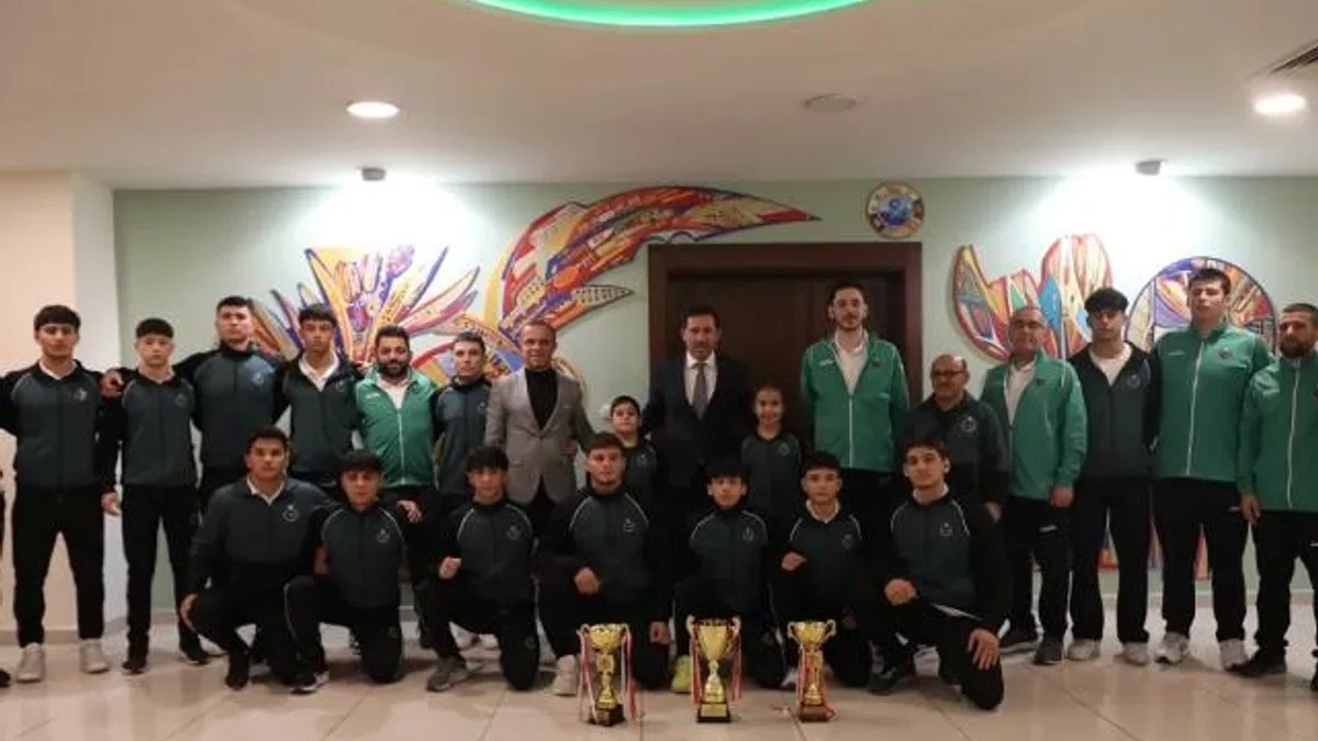 Konya Karatay Belediyespor'dan Başkan Kılca'ya çifte gurur ziyareti