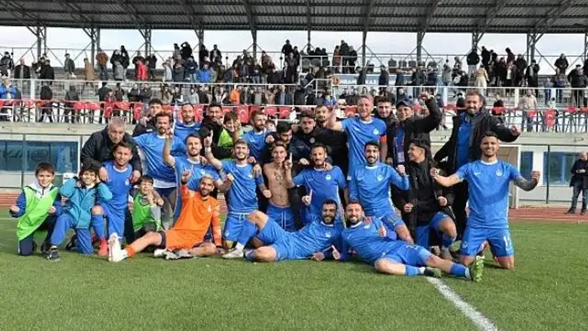 Kahramankazan Belediyespor'dan 7'de 7!