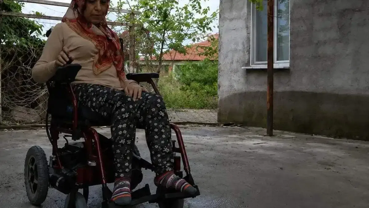 Malatya Büyükşehir'den akülü sandalye desteği