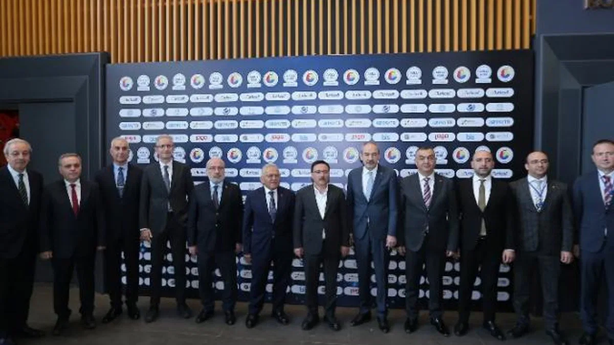 KOBİ'lerin dijital dönüşüm yol haritası Kayseri'de konuşuldu