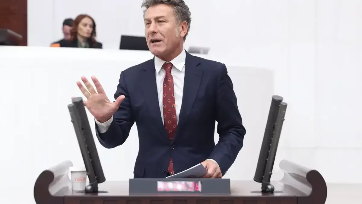 CHP'li Sarıbal’dan Berlin seçimleri mesajı