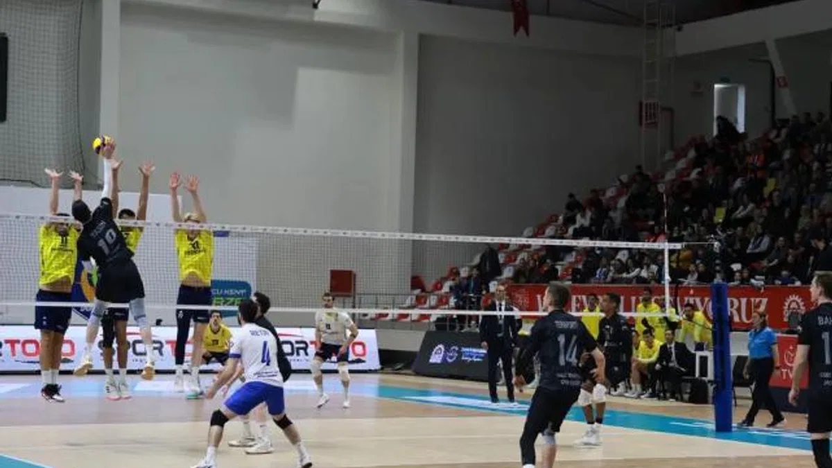 Efeler Ligi’nde normal sezon bitti