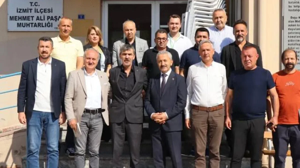 Kocaeli İzmit’te mahalle ziyaretleri sürüyor
