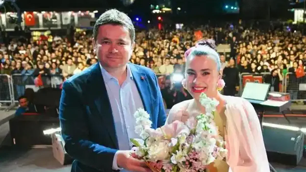 Bursa Osmangazi'de 19 Mayıs'a çifte konser