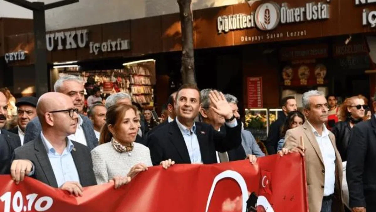 Büyükşehir'den Dünya Balıkesirliler Günü’nde muhteşem kortej
