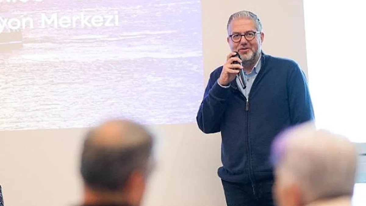 "Nasıl bir İzmir " serisinde kent için müşterek veri konuşuldu