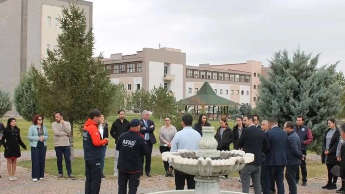 NNYÜ'de deprem tatbikatı