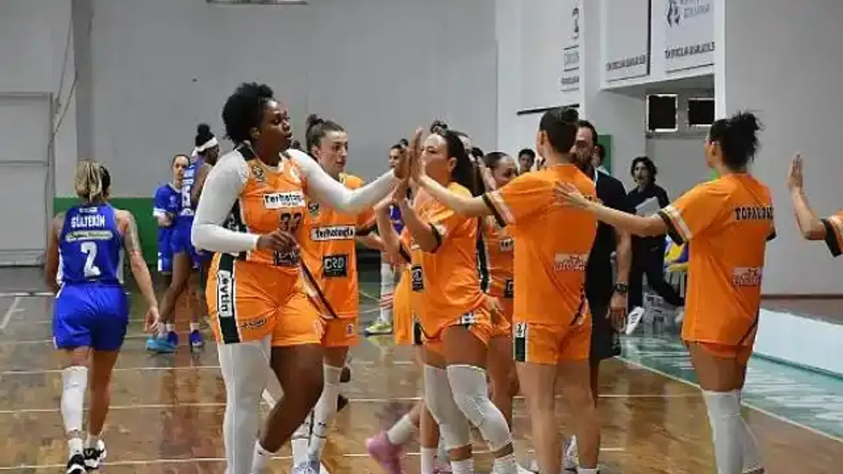 Gürespor 4'te 4 yaptı