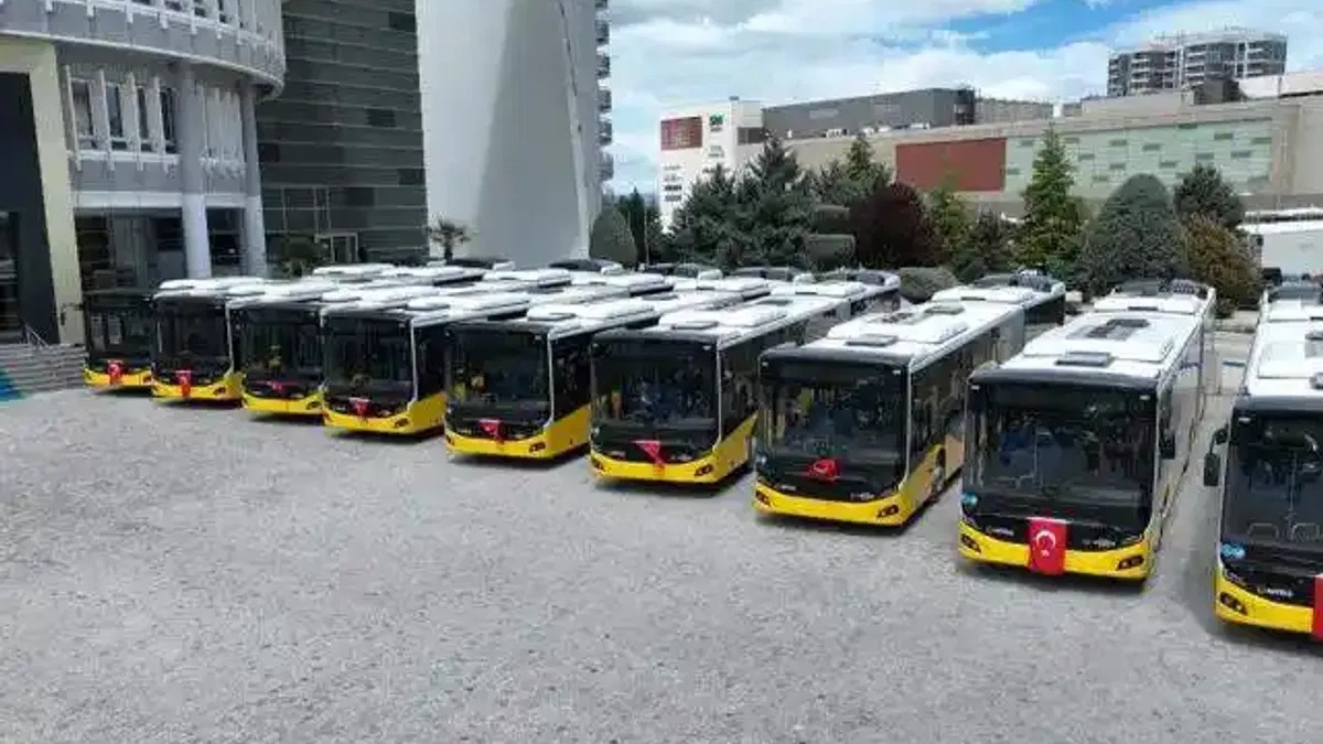 Malatya Büyükşehir filosuna 12 otobüs