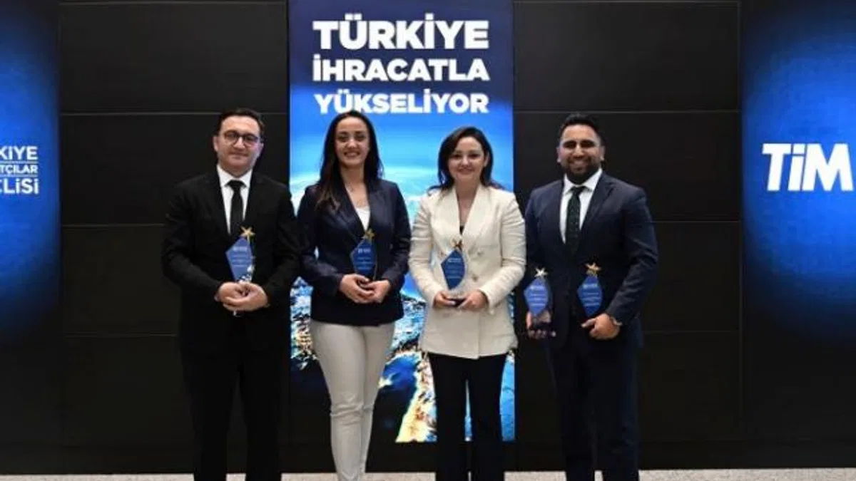 Beyaz Çimento ihracatında liderlik sürüyor