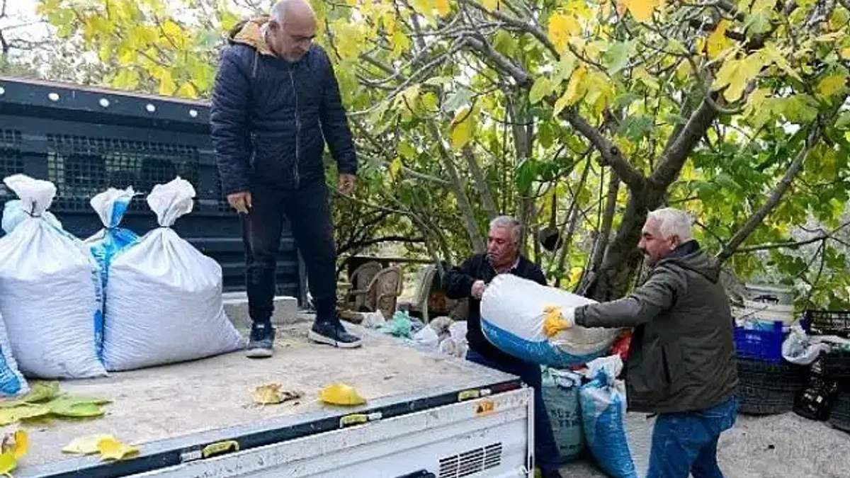 Başkan Eşki: "Üreticimizin yükünü hafifletiyor, tarımı güçlendiriyoruz"