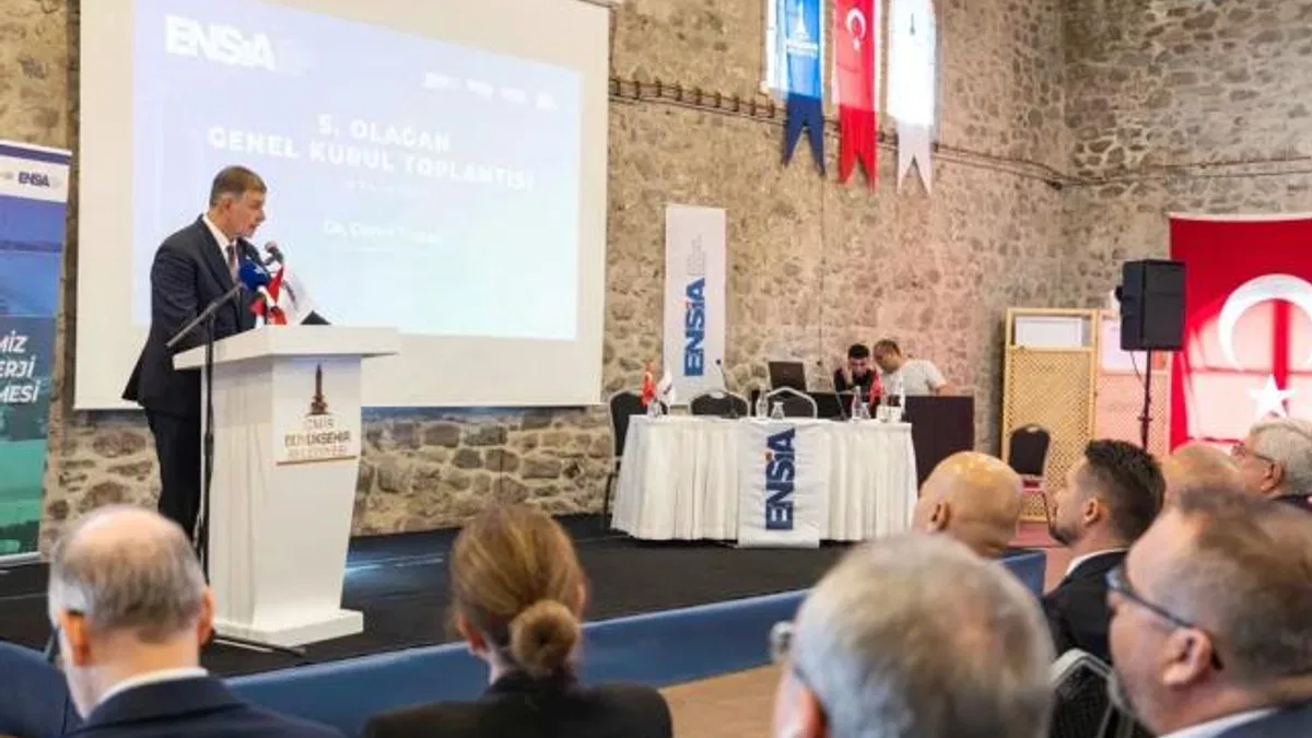 İzmir'de Başkan Tugay’dan sanayicilere yeşil dönüşüm çağrısı