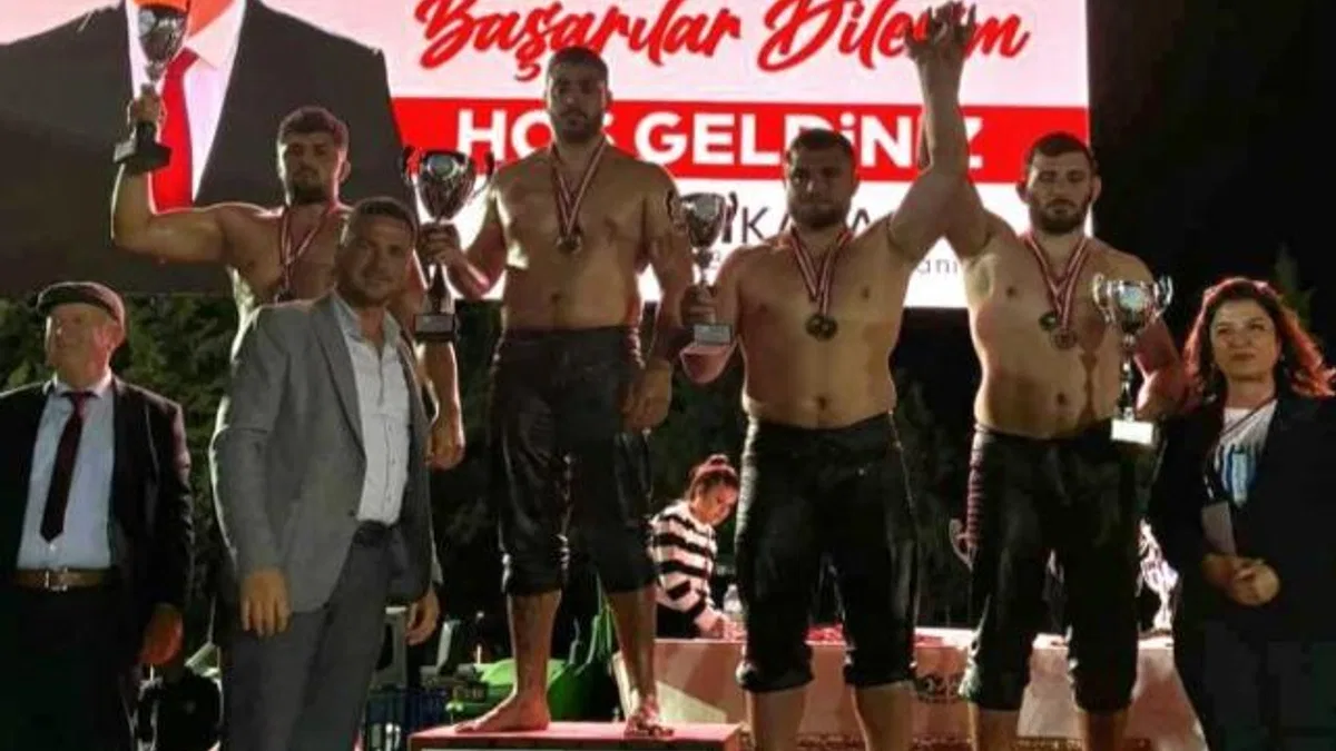 Gölcük Belediyespor güreşçilerinden büyük başarı