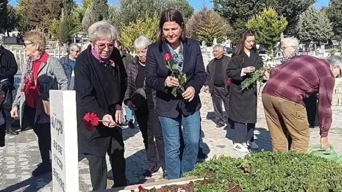 Ali İlçan ölümünün ikinci yılında Foça'da anıldı
