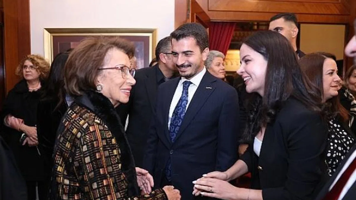 Başkan Güner, "Bir Cumhuriyet Şarkısı" Galasına Katıldı