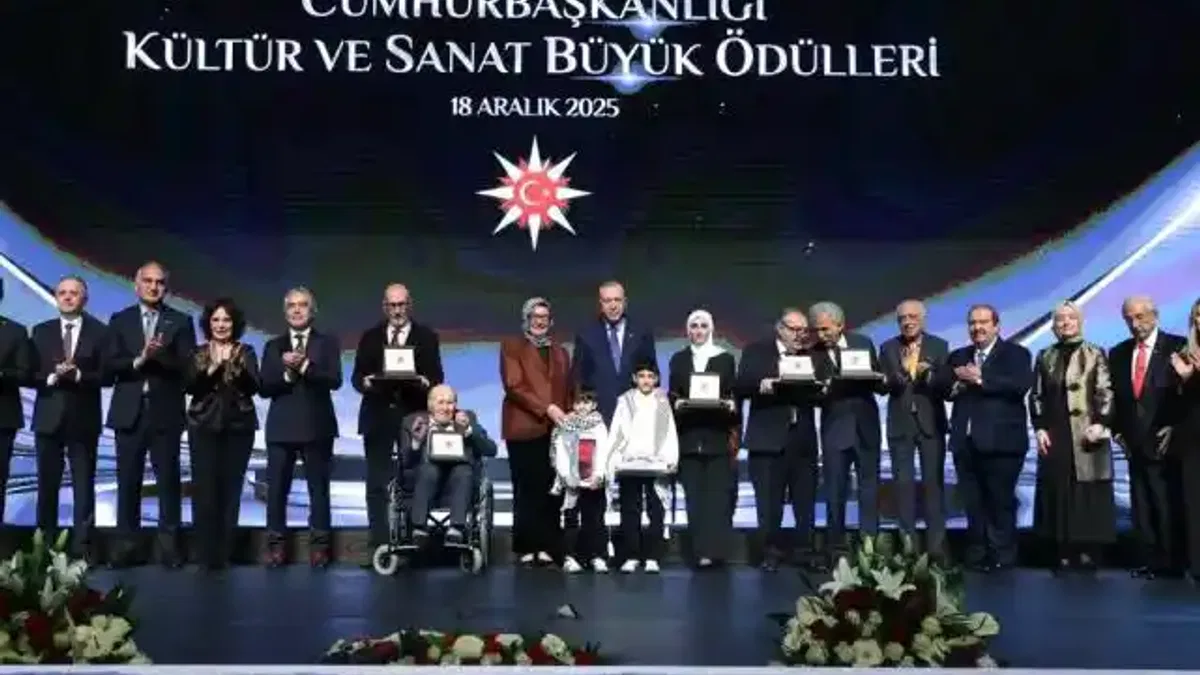 Cumhurbaşkanlığı büyük ödülleri sahiplerini buldu... Erdoğan'dan kültür ve sanat vurgusu