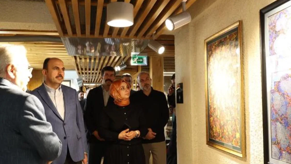 Başkan Altay’dan Meydan Evleri’nde sanat ziyareti