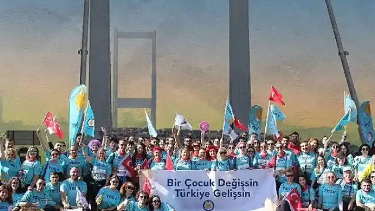 TEGV koşucuları 46. İstanbul Maratonu'nda adımlarını nitelikli eğitim desteği için atacak