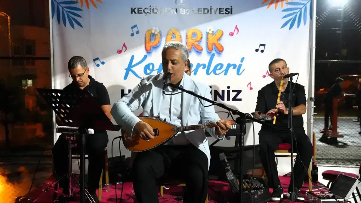 Keçiören’in mahallelerinde park konserleri şöleni yaşanıyor