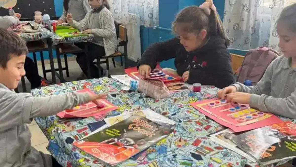 Sakarya'da bilimin renkli dünyasına adım attılar