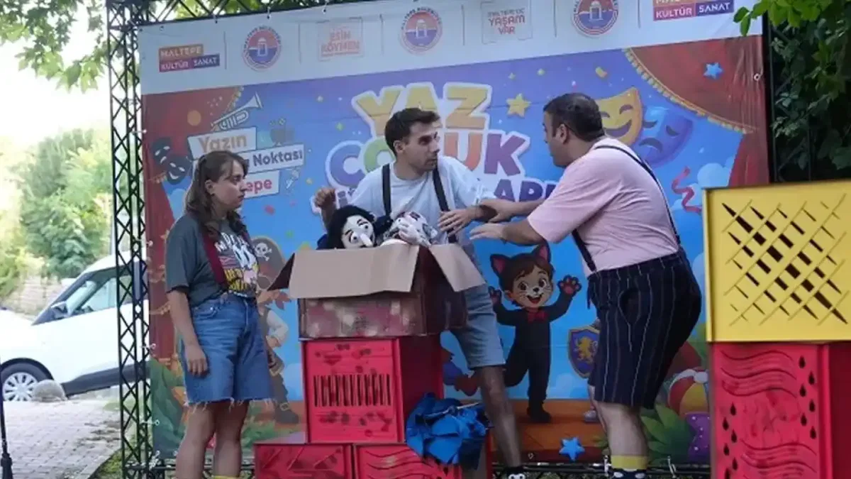 Maltepe’de yaz çocuk tiyatroları her mahallede