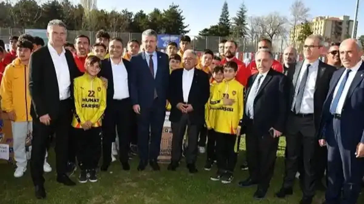 Kayseri Büyükşehir'den amatör spora 3 milyon liralık destek
