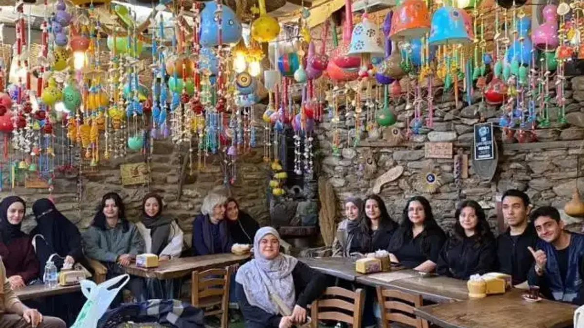 Büyükşehir’den üniversite öğrencilerine Tire gezisi