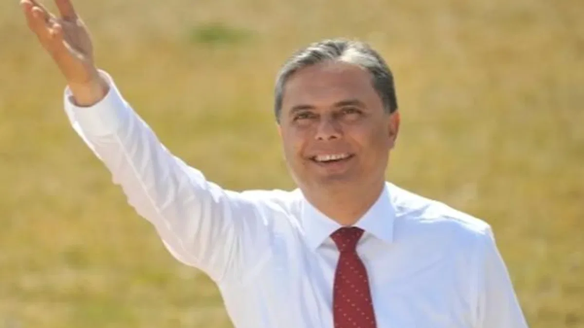 Ümit Uysal’dan CHP Genel Başkanlığı'na sürpriz adaylık