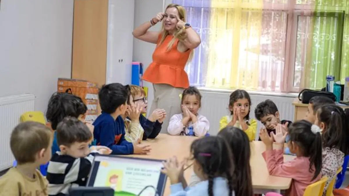 İzmir’de miniklere sağlık ve güvenlik eğitimi