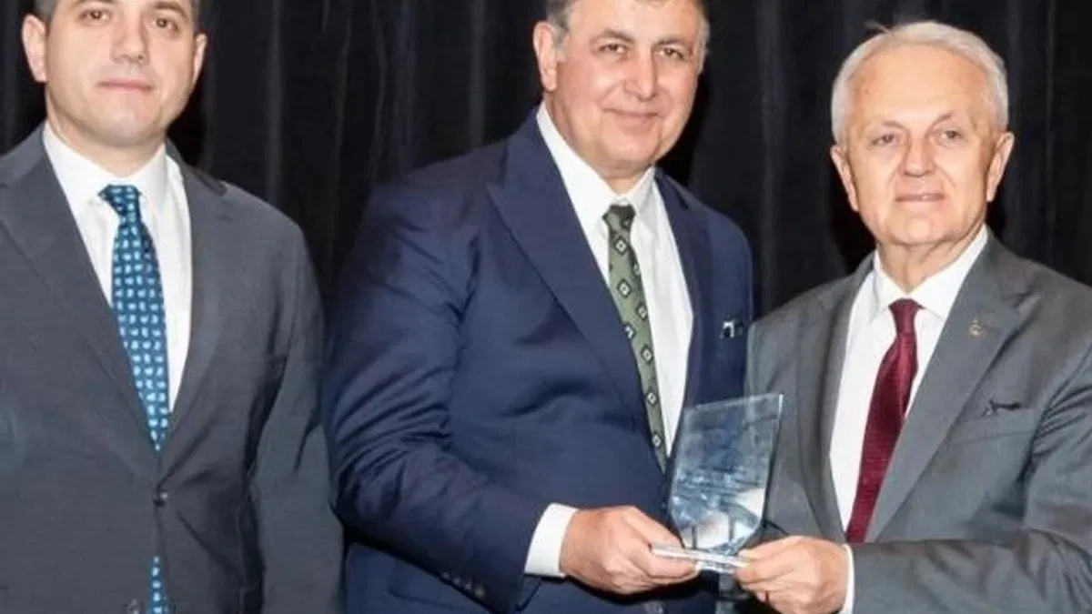 İzmir'de Başkan Tugay'dan iklim nötr çağrısı
