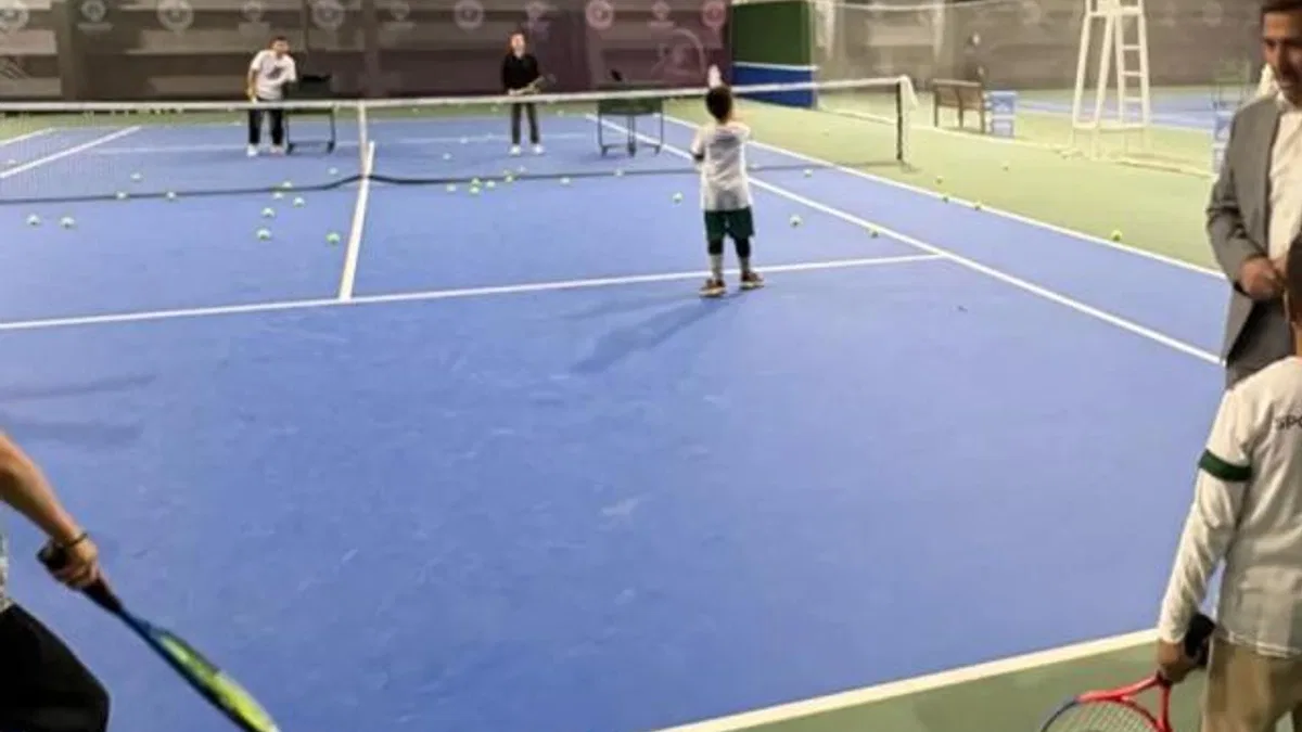 Konya'da Başkan Kılca Tenis Kortu’nda sporseverlerle buluştu