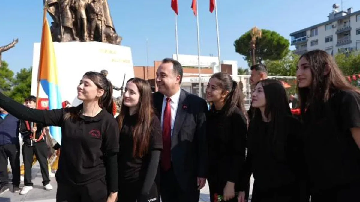 Atatürk'ün Manisa'ya gelişinin 100. yılı kutlandı