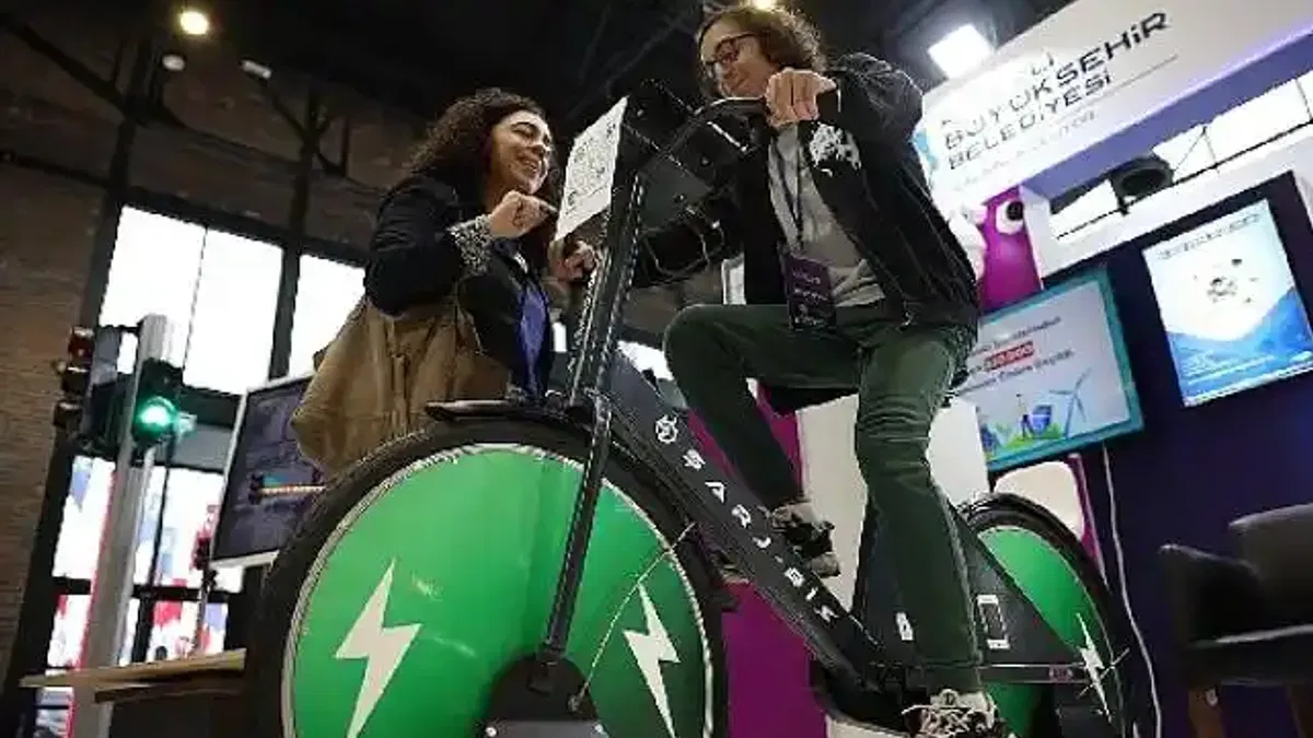 Bilişim ve teknolojinin nabzı bu fuarda attı