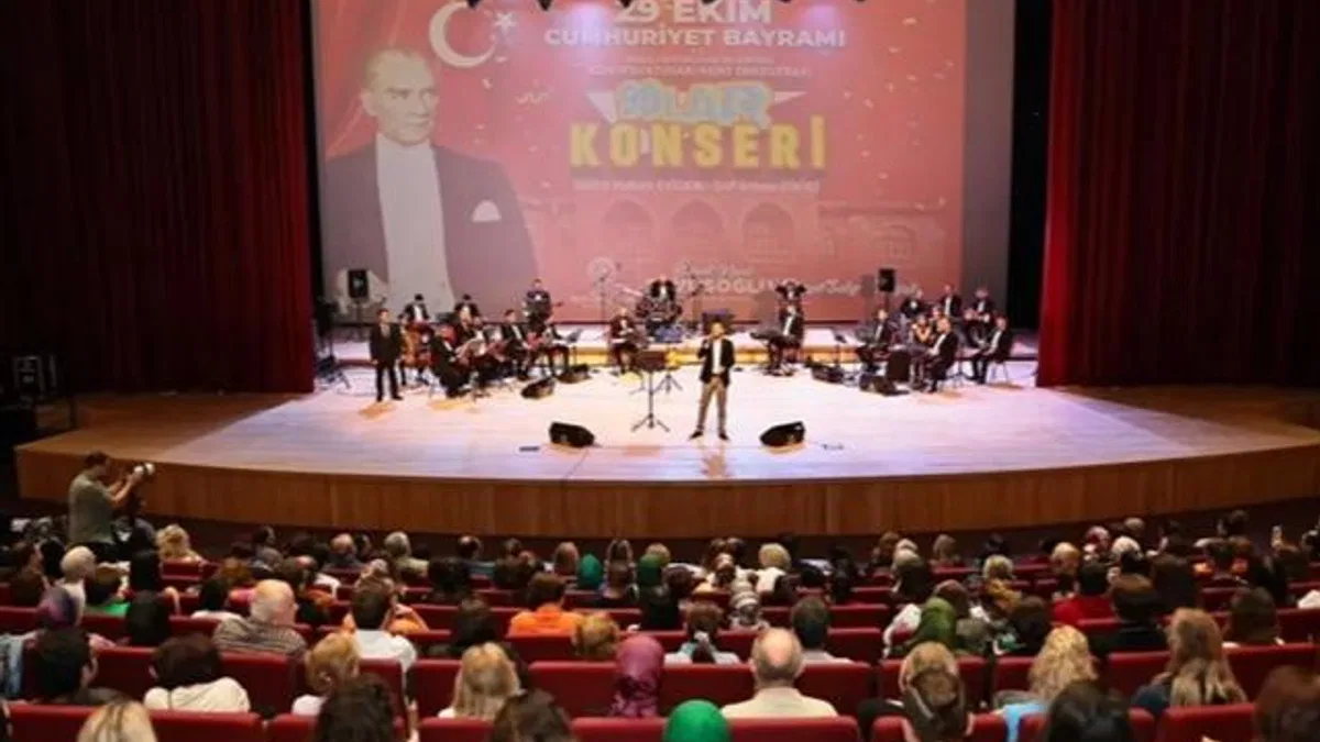 Denizli Büyükşehir’den Cumhuriyet’in 102. yılında nostaljik gece