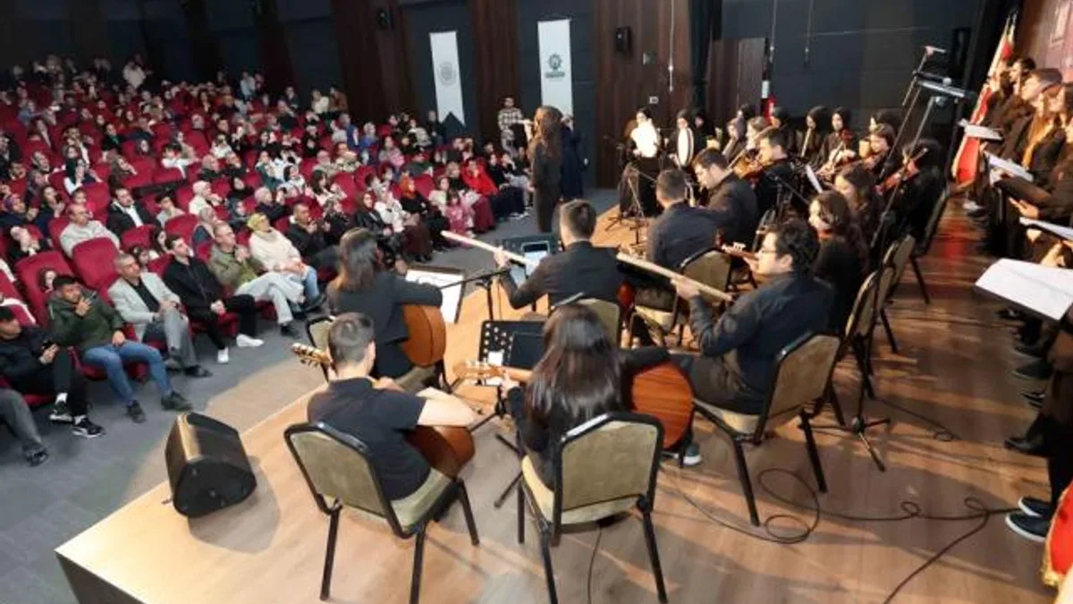 Konya Karatay'da gençlerden güz dönemi kapanışı