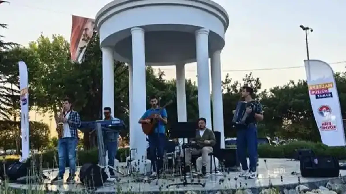 İstanbul Maltepe'de yaz sanatla dolu geçiyor