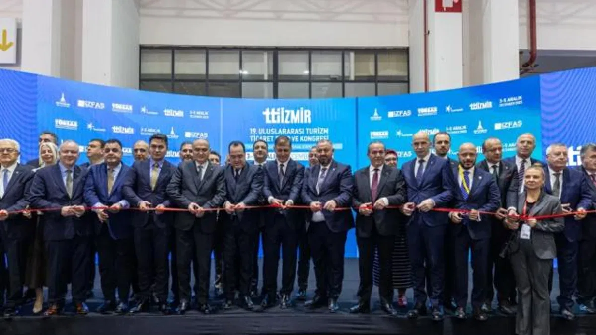 54 ülke ve 381 katılımcı İzmir'de Turizm Zirvesi'nde buluştu