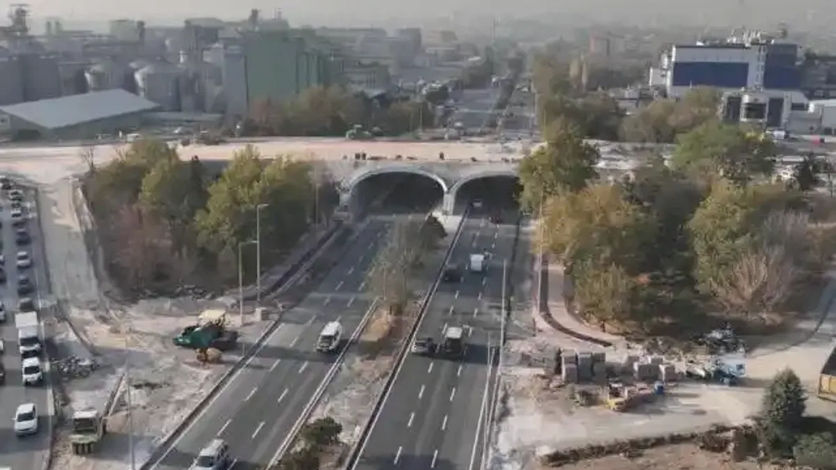 Konya'da Marangozlar Köprülü Kavşağı’nın alt kısmı trafiğe açıldı