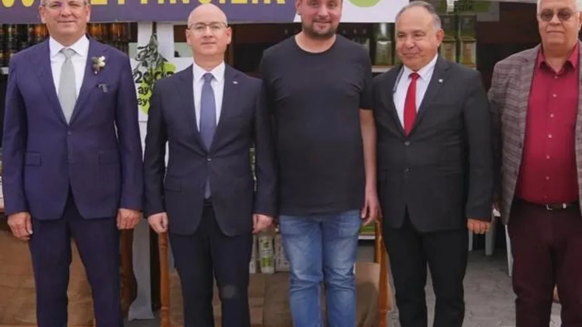 Zeytin ve Zeytinyağı Büyük Festival Pazarı açıldı